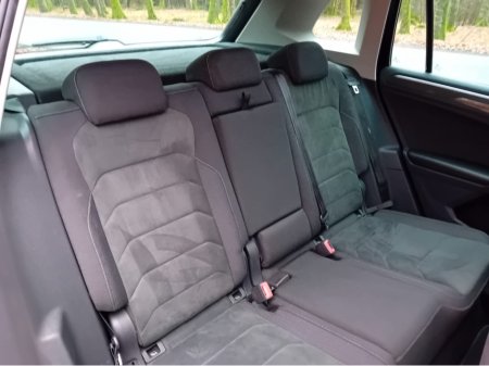 2017 Volkswagen Tiguan ( NOW SOLD ) 2.0 TDI SE L   150 BHP .6 SPEED  SUV @ REDDY2DRIVE LTD €14,850 thumbnail