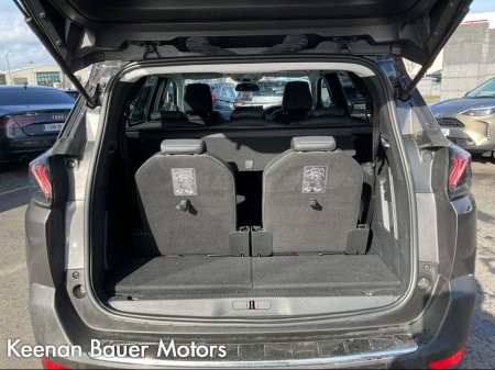 2021 Peugeot 5008 - thumbnail 5