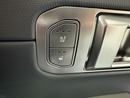 2025 Kia EV4 Earth 3 Hatchback 81.4 Kw/h 630Kms Range €43,400 thumbnail