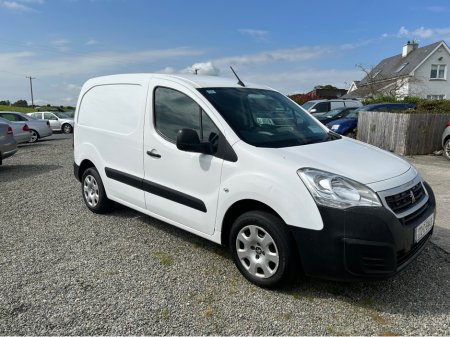 2017 Peugeot Partner PROFESSIONAL L1 BLUE HDI €10,750