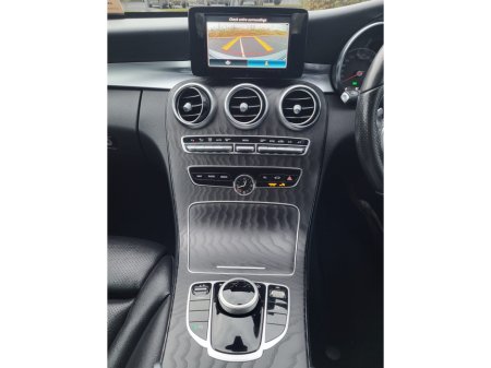 2019 Mercedes-Benz C Class  €19,999 thumbnail