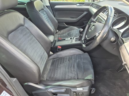 2015 Volkswagen Passat - thumbnail 12