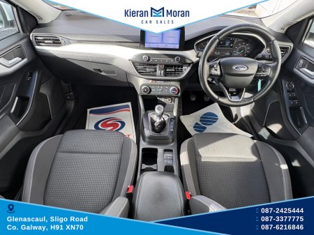 2020 Ford Focus - thumbnail 8