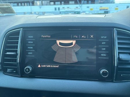 2019 Skoda Karoq 1.6TDI 115bhp Ambition €20,995 thumbnail