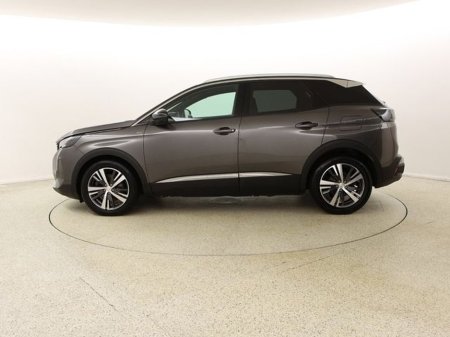 2023 Peugeot 3008 - thumbnail 4