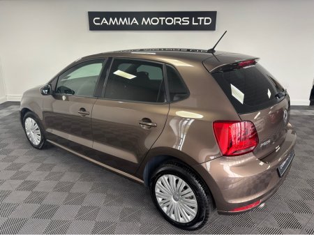 2015 Volkswagen Polo - thumbnail 2