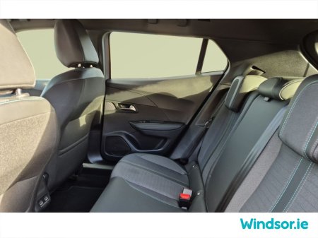 2023 Peugeot 2008 1.2 Puretech 130bhp Auto Allure €26,995 thumbnail