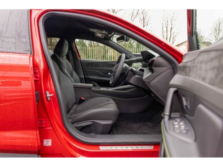 2026 Peugeot 408 2026 PEUGEOT 408 MHEV 145BHP e-DCS6 GT Auto thumbnail