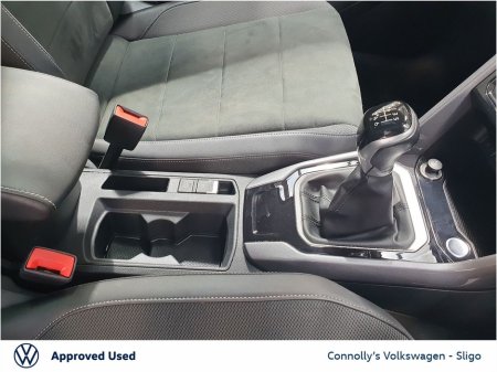 2022 Volkswagen T-Roc - thumbnail 16