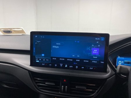 2025 Ford Kuga 2.5 Duratec 243PS PHEV ST-Line Auto €39,995 thumbnail