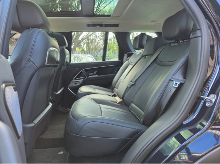 2025 Land Rover Range Rover - thumbnail 28