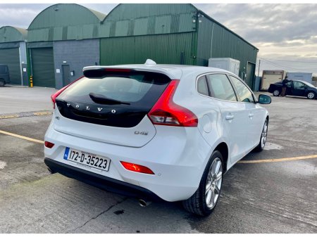 2017 Volvo V40 - thumbnail 8