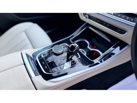 2022 BMW X5 2022 (221) BMW X5 45e M Sport Pro *SAN MARINO BLUE €64,999 thumbnail