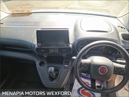 2023 Fiat Doblo - thumbnail 2