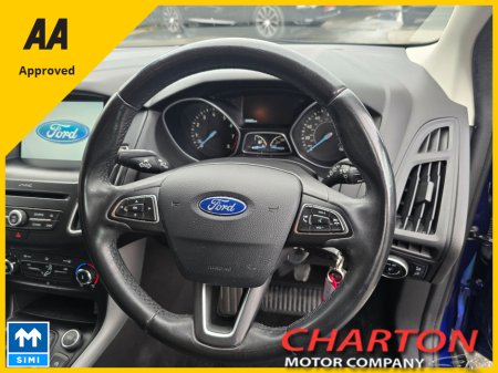 2016 Ford Focus - thumbnail 14