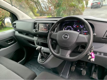 2022 Opel Vivaro - thumbnail 17
