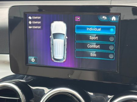 2020 Mercedes-Benz GLC Class 200d Auto [Beige Leather] €36,995 thumbnail