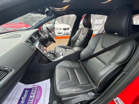 2015 Volvo V60 - thumbnail 11