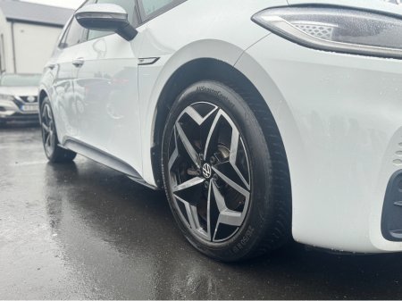 2021 Volkswagen ID.3 Pro 150kW | 1st Edition Plus | Big Battery €15,950 thumbnail