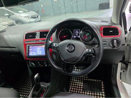 2016 Volkswagen Polo Comfortline €12,250 thumbnail