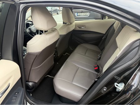 2021 Toyota Corolla - thumbnail 11