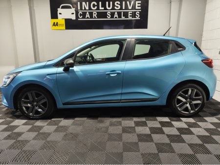 2022 Renault Clio - thumbnail 21