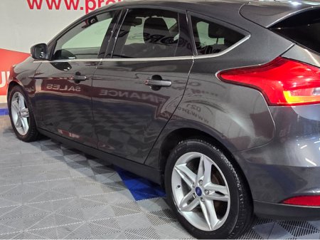2015 Ford Focus 1.6 TDCI ZETEC €13,995 thumbnail