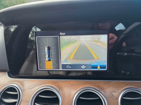 2017 Mercedes-Benz E Class - thumbnail 17