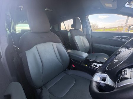 2024 Kia Sportage - thumbnail 3