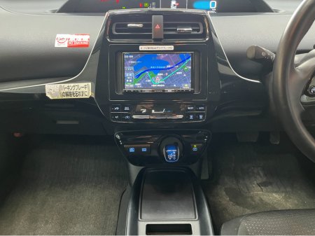 2022 Toyota Prius - thumbnail 18