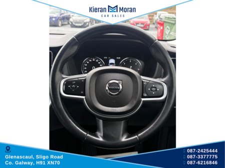 2018 Volvo XC60 - thumbnail 8