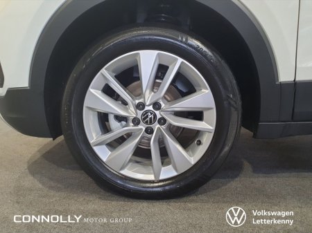 2026 Volkswagen T-Cross  thumbnail