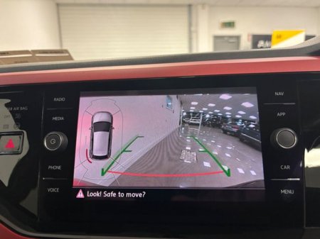 2018 Volkswagen Polo 2.0 TSI 200HP GTI Auto €18,495 thumbnail