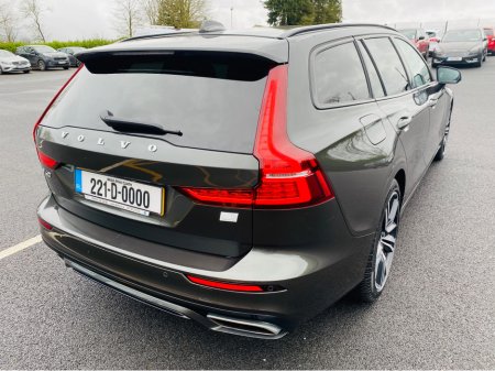2022 Volvo V60 - thumbnail 5