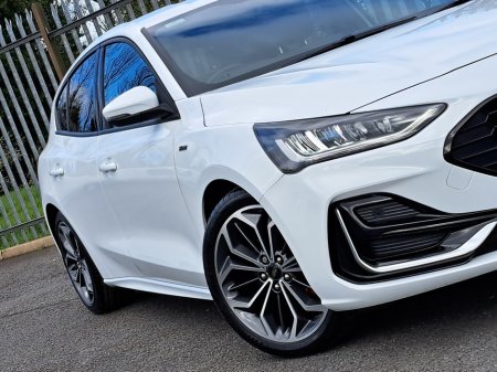 2023 Ford Focus - thumbnail 8