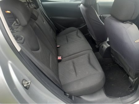 2008 Peugeot 308 - thumbnail 5