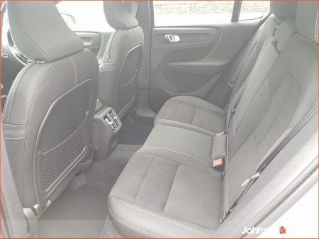 2025 Volvo EC40 82 kwh 252bhp Extended Range Plus (Adaptive Cruise / Glass Roof / BLIS) €46,900 thumbnail