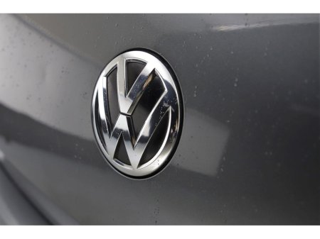 2016 Volkswagen Passat 1.6 TDI COMFORTLINE 120BHP M6F 6SPD €13,890 thumbnail