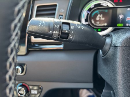 2017 Kia Niro - thumbnail 16