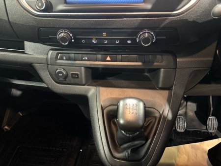 2023 Toyota Proace - thumbnail 14