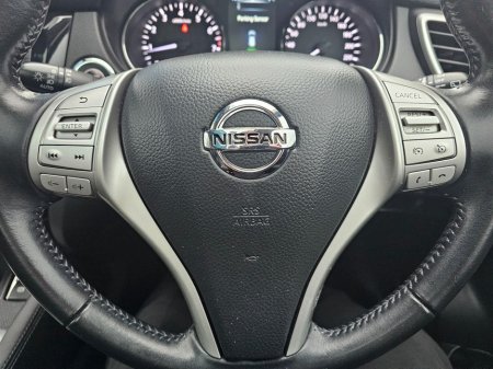 2017 Nissan Qashqai - thumbnail 18