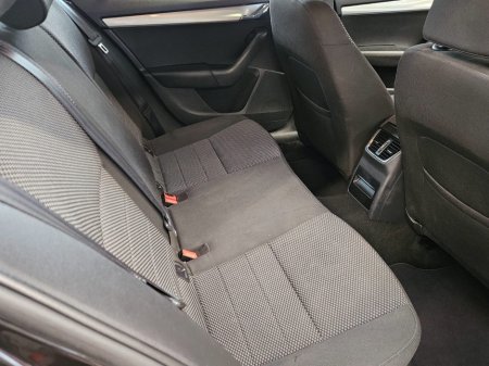 2015 Skoda Octavia - thumbnail 6