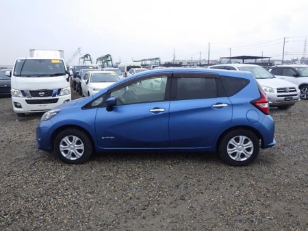 2017 Nissan Note - thumbnail 4