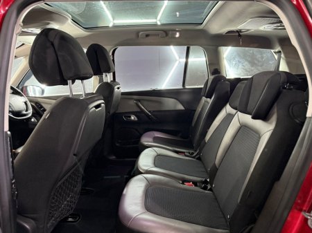 2015 Citroen C4 e-HDi 115 Airdream 6-spd man EXCLUSIVE €6,950 thumbnail