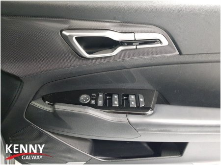 2022 Kia Sportage - thumbnail 29