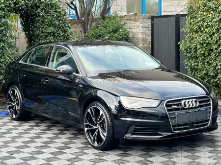 2015 Audi A3 S-LINE PACK 1.4 TFSI AUTO // NEW 19" ALLOYS // LEATHER HEATED SEATS // ADAPTIVE CRUISE CONTROL €16,950 thumbnail