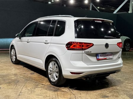 2017 Volkswagen Touran - thumbnail 5