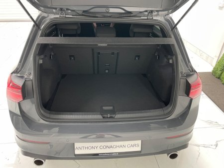 2022 Volkswagen Golf - view 3