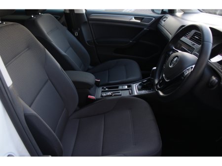 2016 Volkswagen Golf - thumbnail 11