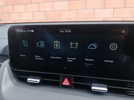 2026 Hyundai Ioniq 5 Stellar Model 84 k/wh battery with 570 kms range, Order for 261 Today ! €44,750 thumbnail